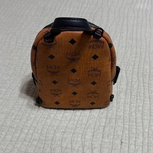 MCM Cognac and Black Backpack mini - Picture 2 of 5